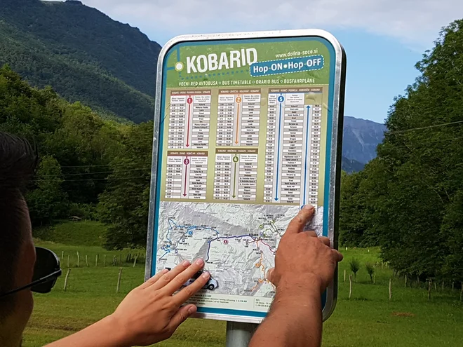 Kobariški &raquo;hop on hop off&laquo; uspešno povezuje odročnejše turistične znamenitosti in pohodniška izhodišča. FOTO: Občina Kobarid