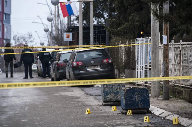 Ivanovića so iz mimo vozečega avtomobila 16. januarja z več streli ubili neznanci pred sedežem njegove stranke v Severni Mitrovici. FOTO: Armend Nimani/AFP