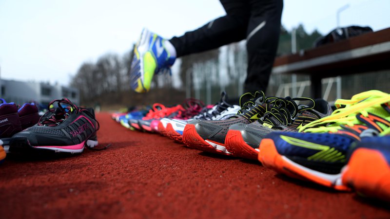 Fotografija: Test tekake obutve za Polet, prilogo Dela, v Radovljici, 1. marca 2015.