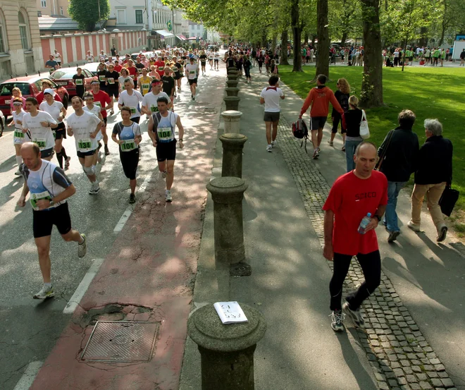 LJUBLJANA SLOVENIJA 09.05.2009 TEK TROJK NA 28 KILOMETROVFOTO:ROMAN SIPIC/DELO