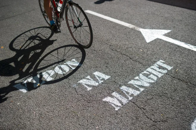 ni podpisa