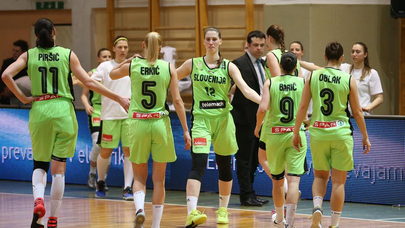 Fotografija: of Slovenia in action during qualification basketball match for Eurobasket Women 2017 between Slovenia and Latvia in Celje, Slovenia on February 20, 2016