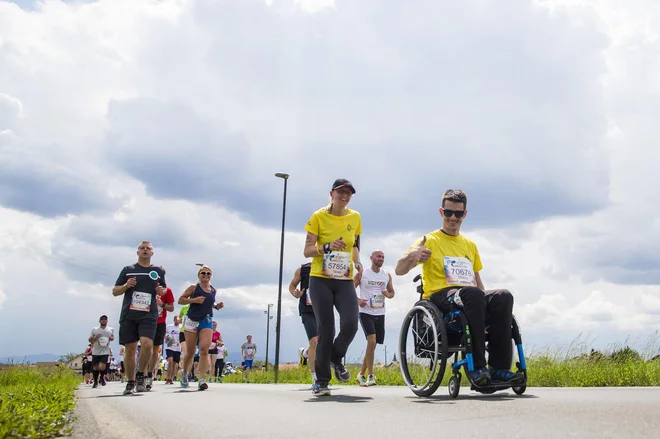 Participants compete during the Wings for Life World Run in Ljubljana, Slovenia on May 8, 2016. // Bor Dobrin for Wings for Life World Run  // P-20160509-02461 // Usage for editorial use only // Please go to www.redbullcontentpool.com for further informat