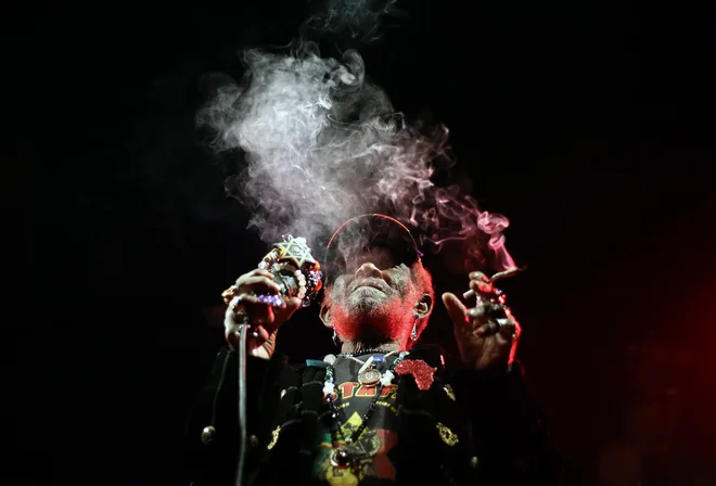 Lee Schratch Perry se je zakadil totalno.