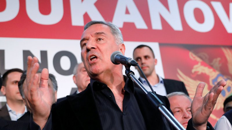 Fotografija: Mile Đukanović je odpiral šampanjec, saj je ponovno postal predsednik Črne gore.
