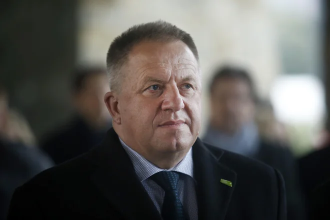 Minister Zdravko Počivalšek
