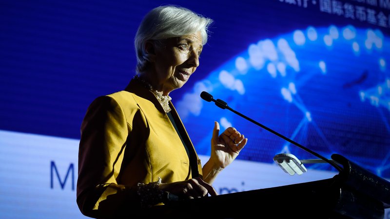 Fotografija: IMF, ki ga vodi Christine Lagarde, računa na solidno rast svetovnega gospodarstva. FOTO: Wang Zhao/AFP