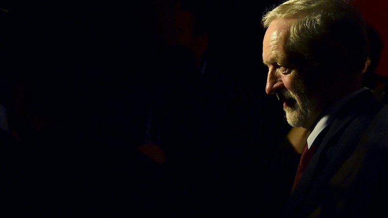 Fotografija: Vodja britanske opozicije Jeremy Corbyn. FOTO: Reuters