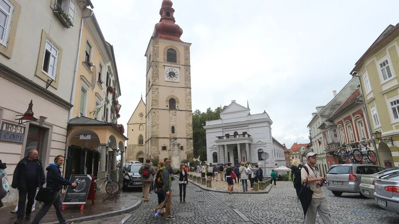 Fotografija: Večina Ptujčanov za glavna turistična aduta svojega mesta šteje staro mestno jedro in vinsko klet. FOTO: Tadej Regent/Delo