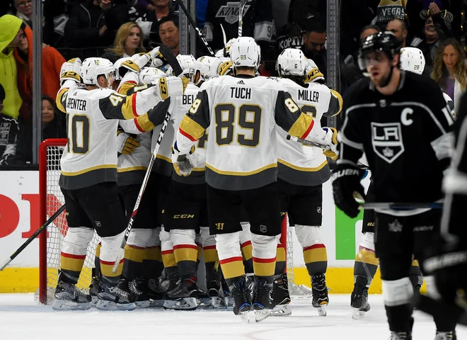 Anže Kopitar ni skrival razočaranja ob slavju hokejistov iz Las Vegasa