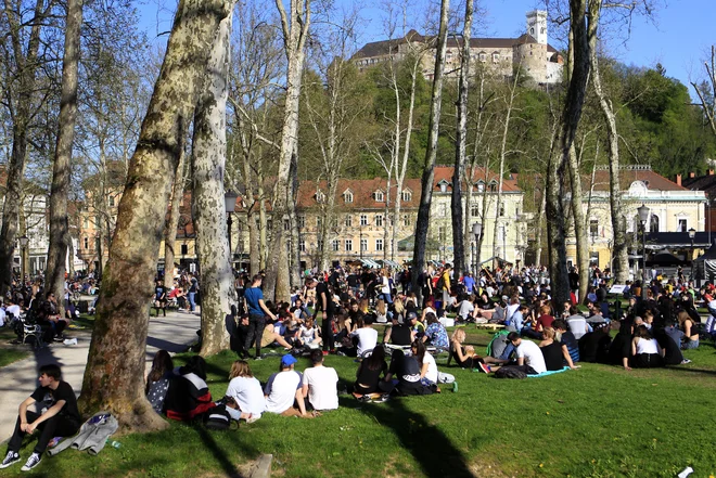 Marihuana marš 2018 na kongresnem trgu. FOTO: Roman Šipić/Delo