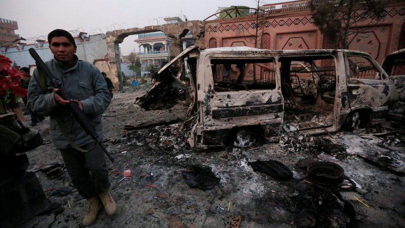 Fotografija: Po mesecu dni je to nov večji napad IS v Kabulu. Fotografija je simbolična. Foto: Reuters