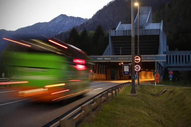 Najcenejšo ponudbo za predor je oddala družba Cengiz İnşaat&rsquo;a. FOTO: Jure Eržen/Delo