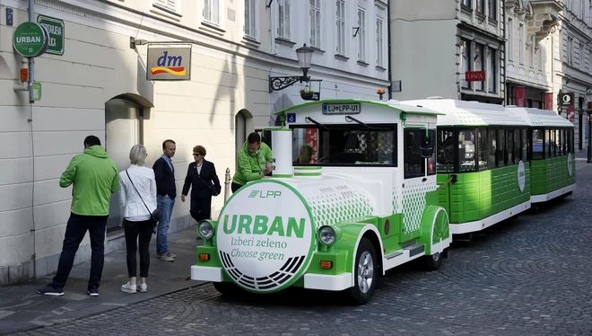 Električni vlakec Urban. FOTO: Blaž Samec/Delo