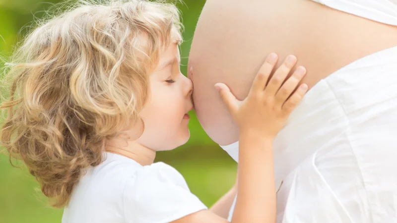 Fotografija: Znanstveniki so raziskavo osnovali na vzorcu skoraj 51.000 nosečnic. FOTO: Shutterstock