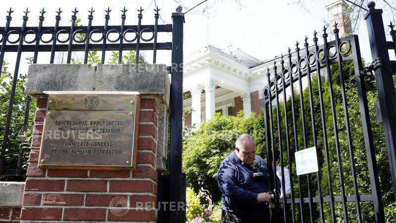 Fotografija: Ruski diplomati so morali zapustiti tudi rezidenco generalnega konzula v Seattlu, kjer so si uredili nekakšen štab. FOTO: Reuters