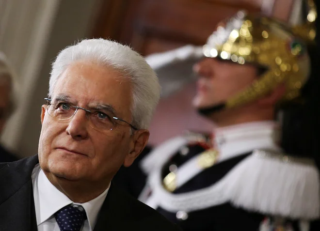Predsednik Sergio Mattarella se je odločil za poizvedovalni mandat. FOTO: Reuters
