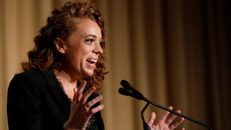 Fotografija: Michelle Wolf je bila še bolj od kolegov prejšnja leta neusmiljena do predsednika ZDA Donalda Trumpa, ljudi okrog njega in medijev. Foto: Reuters