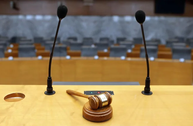 Vse pridobitve ogroža pomanjkljiv sistem pravne odgovornosti. FOTO: Aleš Černivec/Delo/