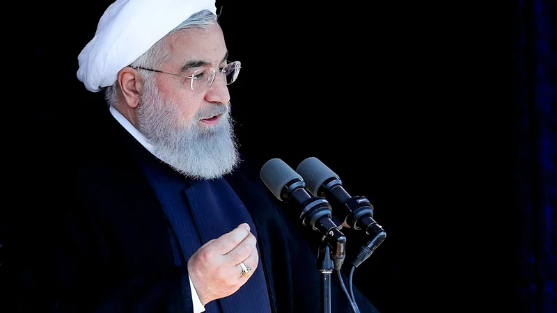 Fotografija: Iran in njegov predsednik Hasan Ruhani vztrajata, da je njegov jedrski program miroljuben. FOTO: AFP