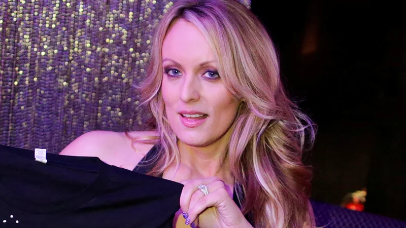 Fotografija: Stormy Daniels, katere pravo ime je Stephanie Clifford, je na SNL požela velik aplavz. FOTO: Eduardo Munoz/Reuters