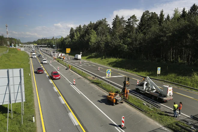 Na gorenjski avtocesti so stekla prva dela za ruitev cestninske postaje Torovo, 8. maj 2018