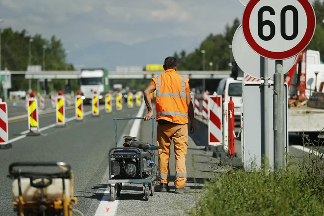 Na gorenjski avtocesti so stekla prva dela za ruitev cestninske postaje Torovo, 8. maj 2018