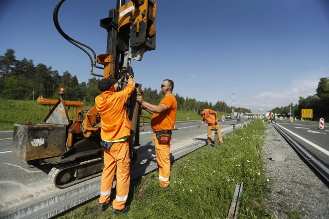 Na gorenjski avtocesti so stekla prva dela za ruitev cestninske postaje Torovo, 8. maj 2018