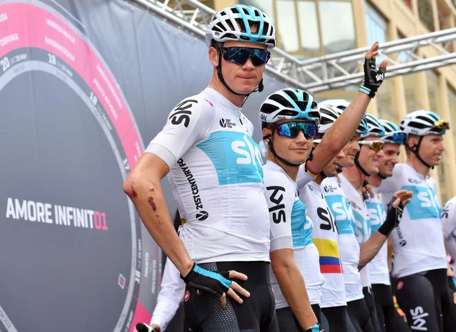 Kaj za danes pripravlja Chris Froome? FOTO: Daniel Dal Zennaro/Ap