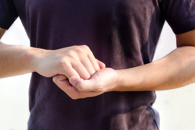 V Zvezi društev si želijo tudi podnaslovljene produkcije slovenskih nadaljevank in serij. FOTO: Shutterstock
