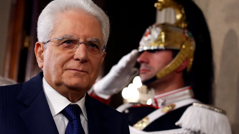 Fotografija: Intelektualen, zadržan Mattarella je živo nasprotje trojice Salvini-Di Maio-Renzi.FOTO: Alessandro Bianchi/Reuters