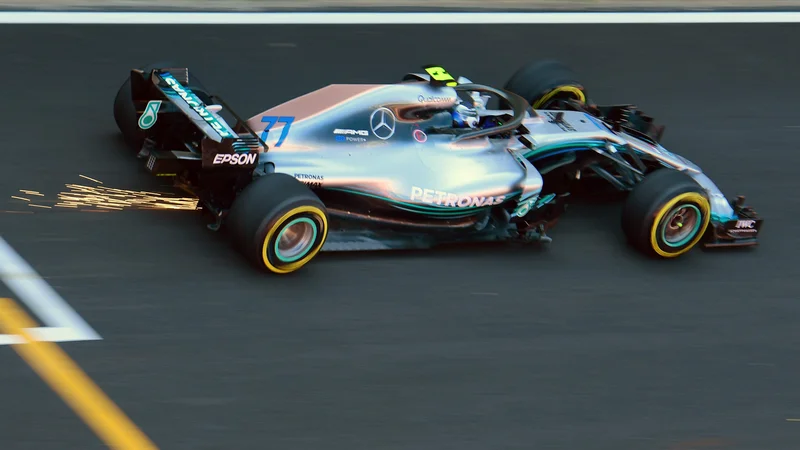 Fotografija: Valtteri Bottas si je uvodoma pošteno pokoril konkurenco. Foto Lluis Gene/AFP
