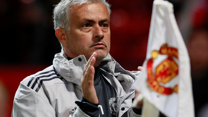 Fotografija: Jose Mourinho želi okrepiti svojo obrambo. FOTO: Jason Cairnduff/Action Images Via Reuters