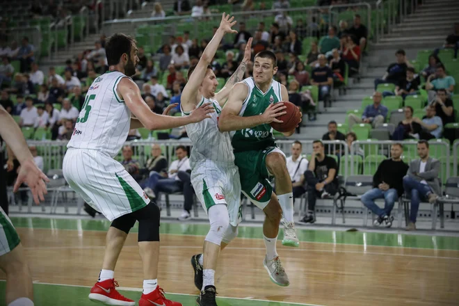 Krkino krilo Marko Jošilo (z žogo) je bil letos MVP finalnega turnirja 2. lige ABA in zagotovo še ni rekel zadnje besede.