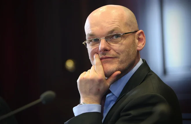 Minister Goran Klemenčič je zaradi dolgotrajnosti postopka v zadevi Teš 6 zahteval pregled poslovanja celjskega sodišča. FOTO: Jure Eržen/Delo