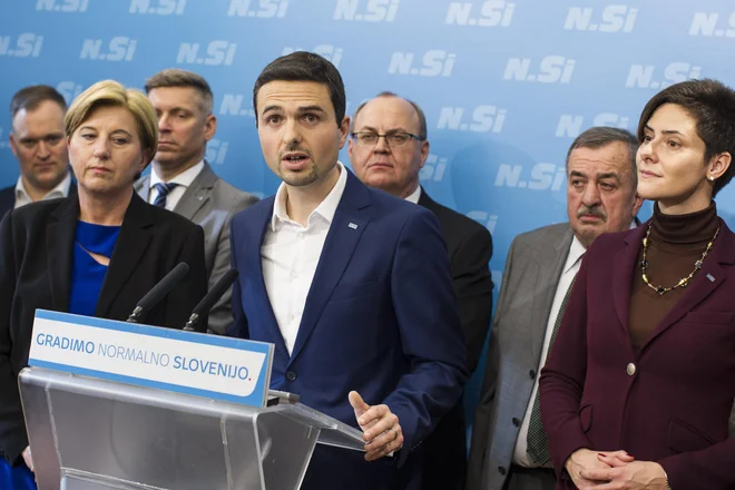 Ob prevzemu vodenja stranke iz rok Ljudmile Novak je Matej Tonin napovedal podvojitev rezultata z zadnjih državnozborskih volitev. FOTO: Voranc Vogel