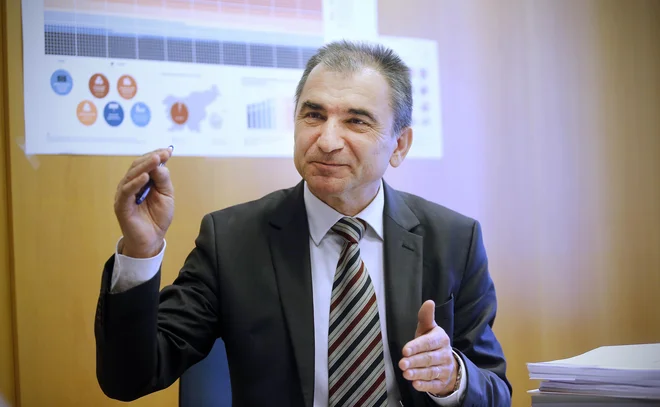 Veber je sicer v četrtek na ustavno sodišče vložil tudi pobudo za oceno ustavnosti zakona o volitvah v DZ. &nbsp;FOTO: Blaž Samec