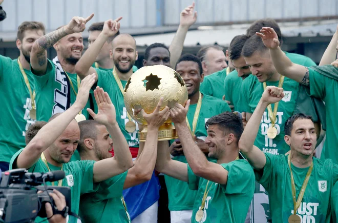 Nogometaši Olimpije so državni prvaki! FOTO: Roman Šipić/Delo