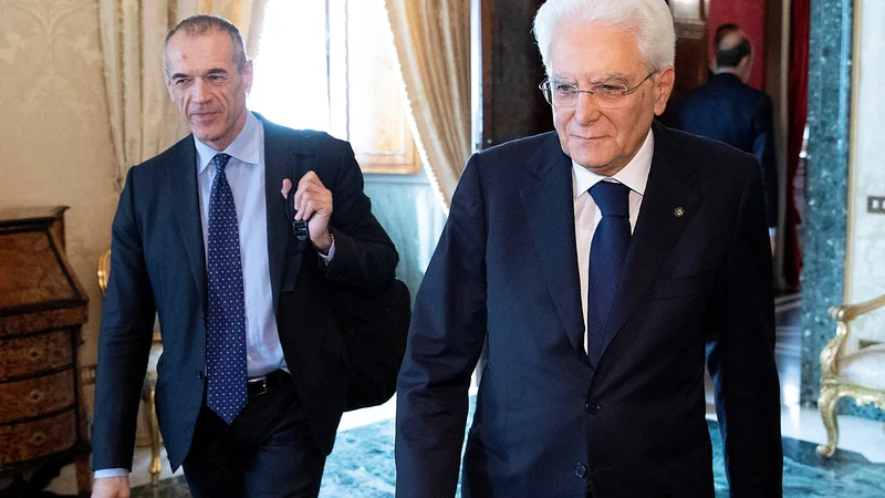 Fotografija: Mandatar in predsednik sta se dogovorila, da bodo stranke dobile še eno priložnost za sestavo vlade. FOTO: Reuters