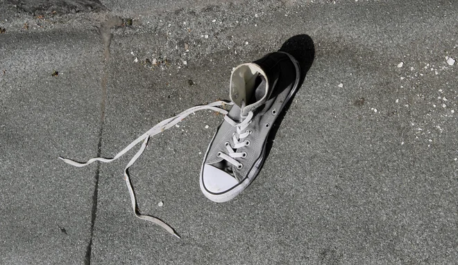 Žal je v naši družbi vse več otrok, ki potrebujejo pomoč psihiatrov, in žal je v populaciji mladoletnikov tudi vse več tistih, ki potrebujejo intenzivno psihiatrično pomoč. FOTO: Jože Suhadolnik/Delo