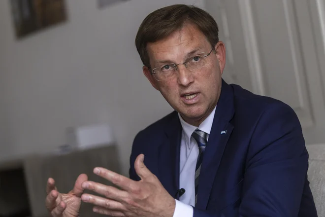 Miro Cerar, predsednik stranke SMC. Foto Voranc Vogel/delo