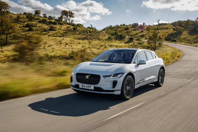 I-pace se imenuje prvi jaguar, ki je bil zasnovan kot popolnoma električni avtomobil in ga odlikujejo velike zmogljivosti. FOTO: Jaguar