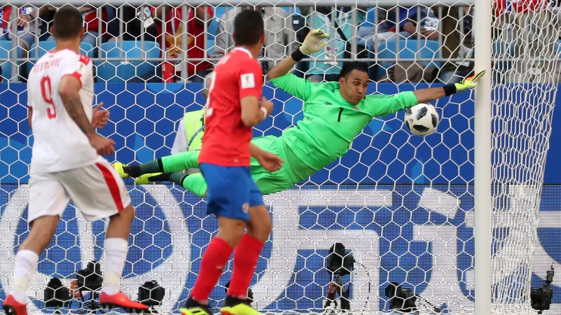 Fotografija: Keylor Navas je bil nemočen zgolj ob tem poskusu Aleksandra Kolarova. Foto Pilar Olivares/Reuters