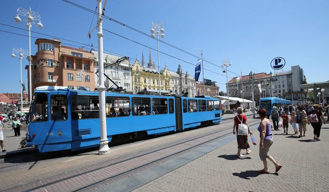 Ljudje se izseljujejo tudi zaradi družbene nepravičnosti, korupcije in kriminala. FOTO: Tomi Lombar/Delo