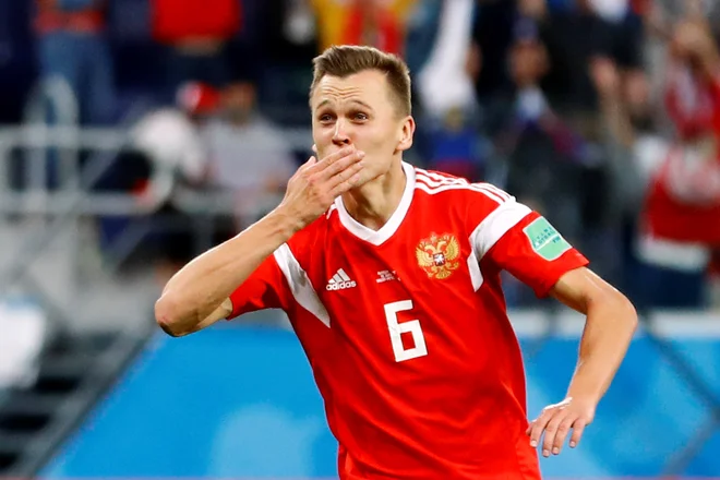 Denis Čerišev se je od rezervista spremenil v prvega strelca ruske reprezentance. FOTO: Reuters