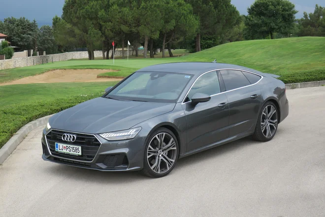 Audi A7 nove generacije je prestižni gran turismo, ki najbolj navduši na daljših potovanjih. FOTO: Bruno Kuzmin