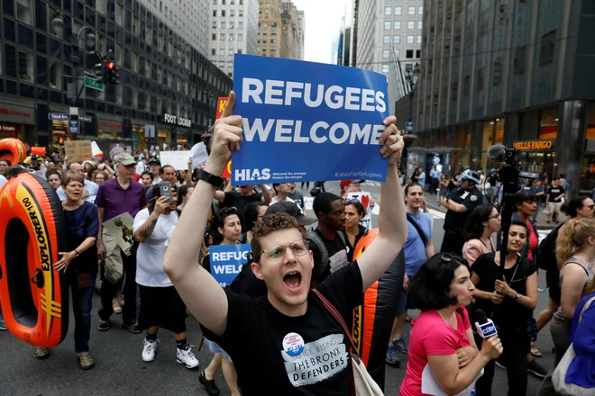 V sredo so ljudje takole protestirali zoper protimigrantske ukrepe Trumpove administracije