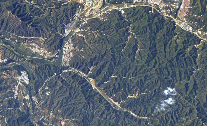 Veliki kitajski zid FOTO: Twitter/@astro_alex