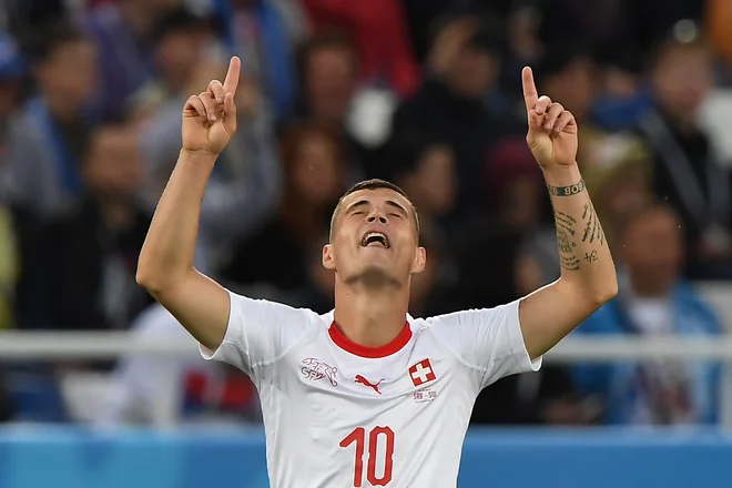 Granit Xhaka je zadel s precejšnje razdalje. Foto Attila Kisbenedek/AFP