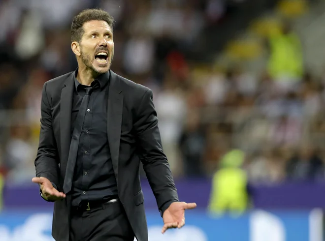 Nekdanji argentinski reprezentant in sedanji trener madridskega Atletica Diego Simeone bi pred Messijem izbral Cristiana Ronalda. Foto Luca Bruno/Ap